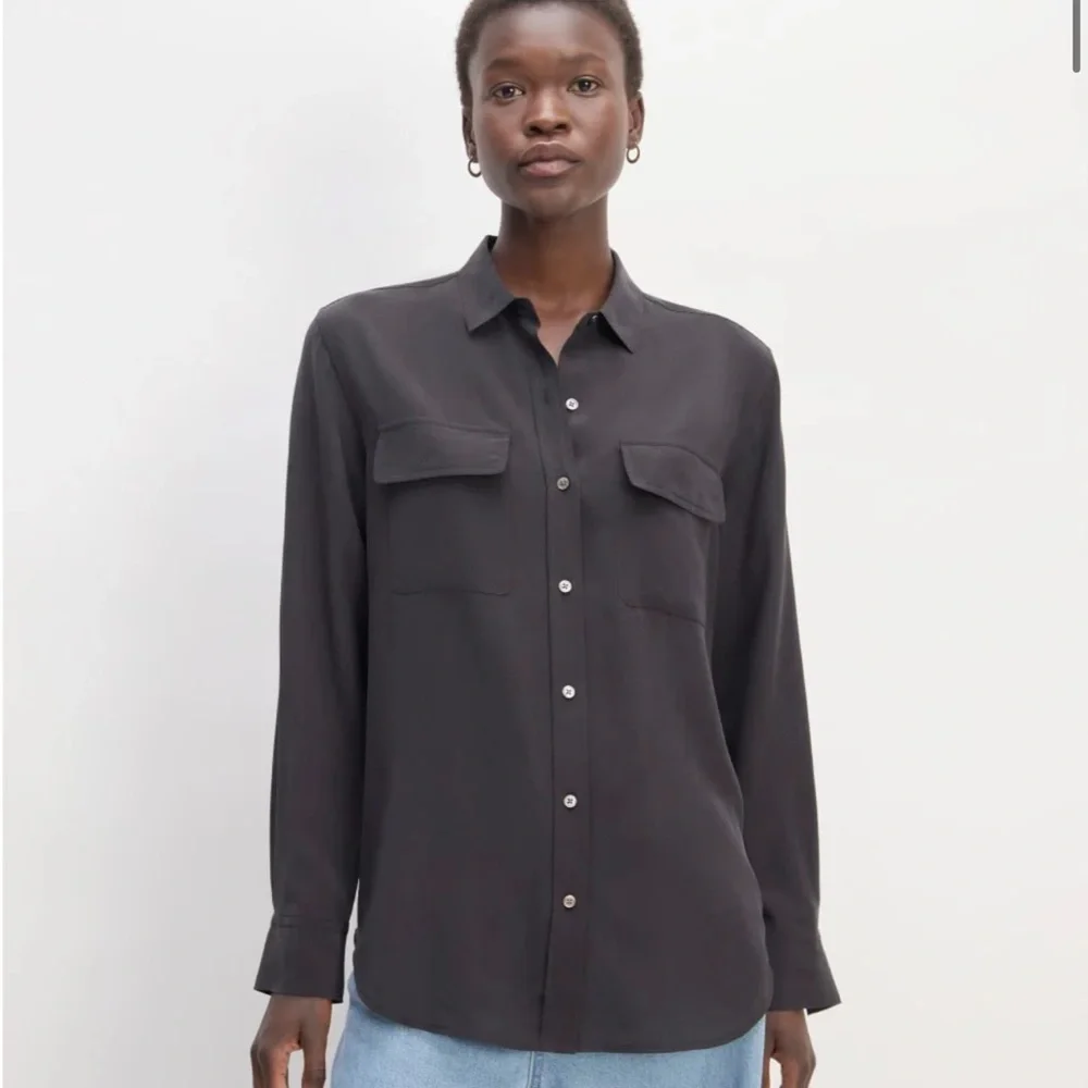 Everlane Black 100% Utility Clean Silk Long Sleeve Button Down Shirt Size 6 - Picture 1 of 9